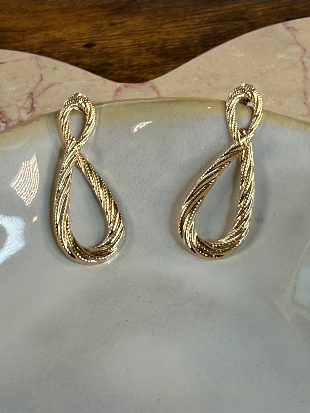 14K Gold Twisted Loop Drop Earrings With 14K Gold Backs